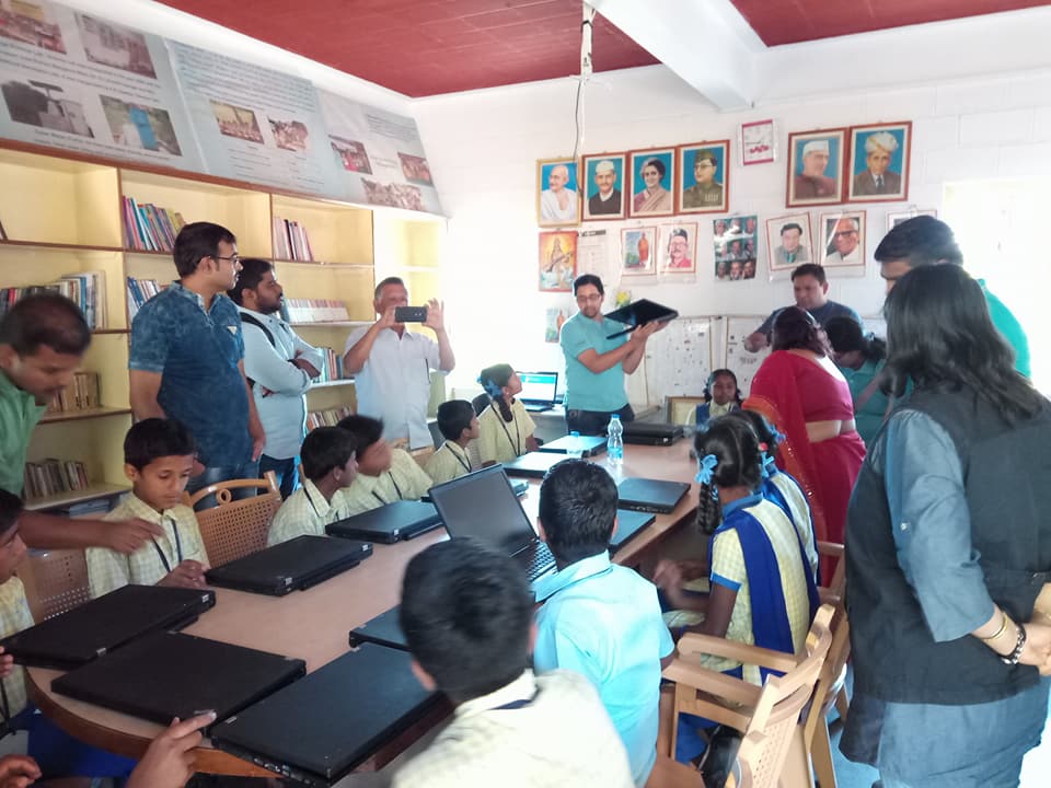 Paranga Vidya Kendra Gets Its First-Ever Computer Lab With 20 Laptops!